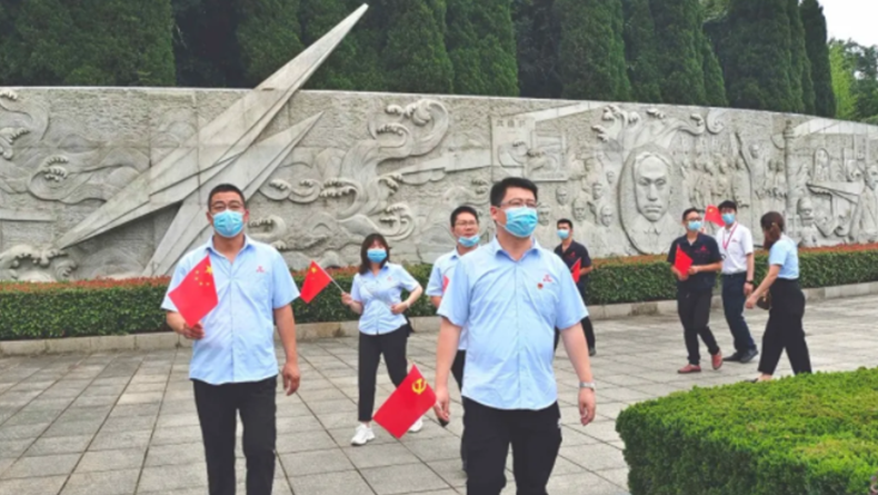 Remembering the revolutionary martyrs and inheriting the great spirit-Fuyin Group organized a visit to Chen Duxiu's cemetery and exhibition hall